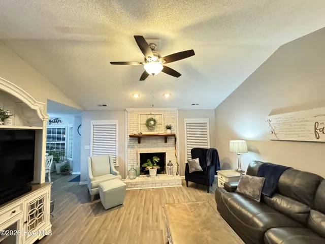 $329,900 | 117 Sidney Lane, Jacksonville, NC 28540