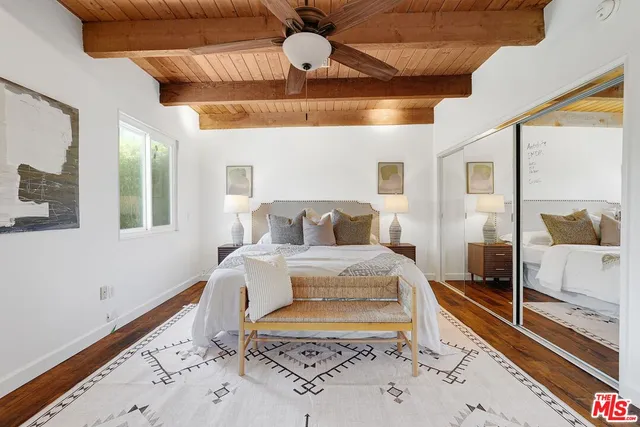 $1,149,000 | 5350 Fallbrook Avenue, Woodland Hills, CA 91367