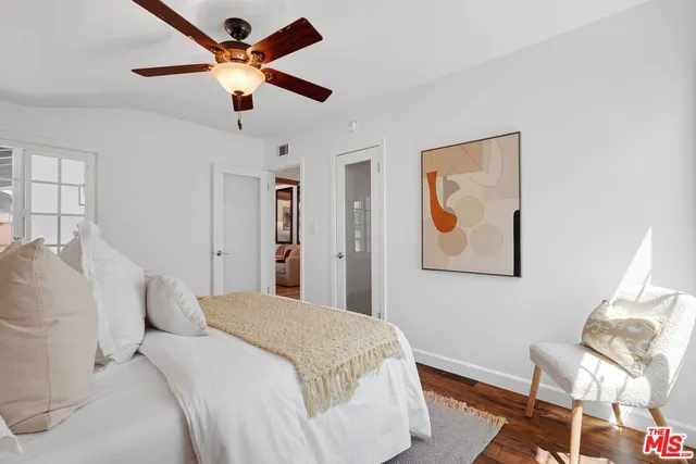 $1,149,000 | 5350 Fallbrook Avenue, Woodland Hills, CA 91367