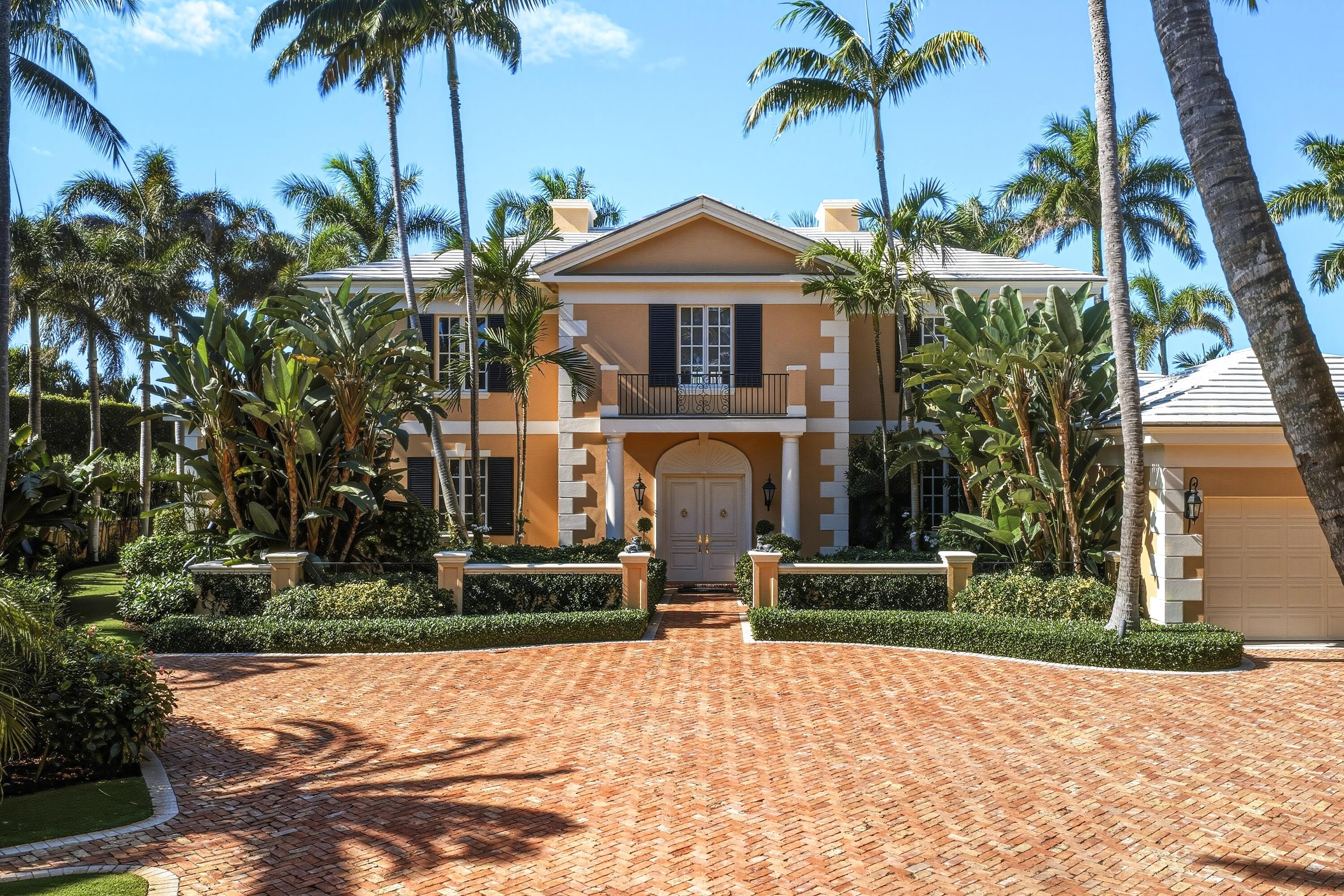 127 Ocean View Road Palm Beach, FL 33480 - Photo 76 of 97 DJI_20260116121804_0120_D_with_grass