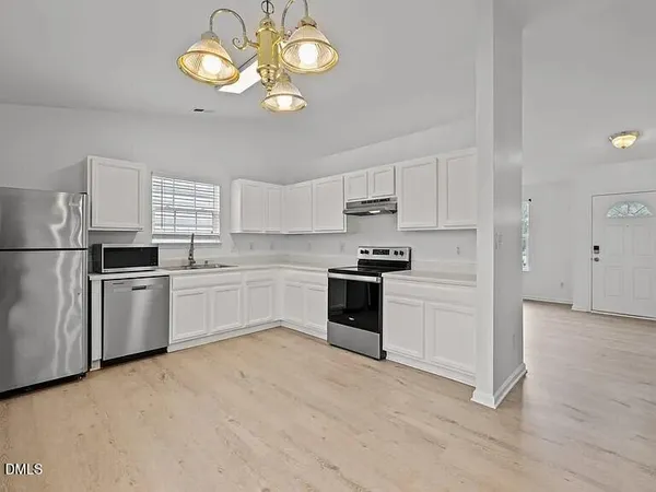 $1,900 | 3676 Watkins Ridge Court, Raleigh, NC 27616