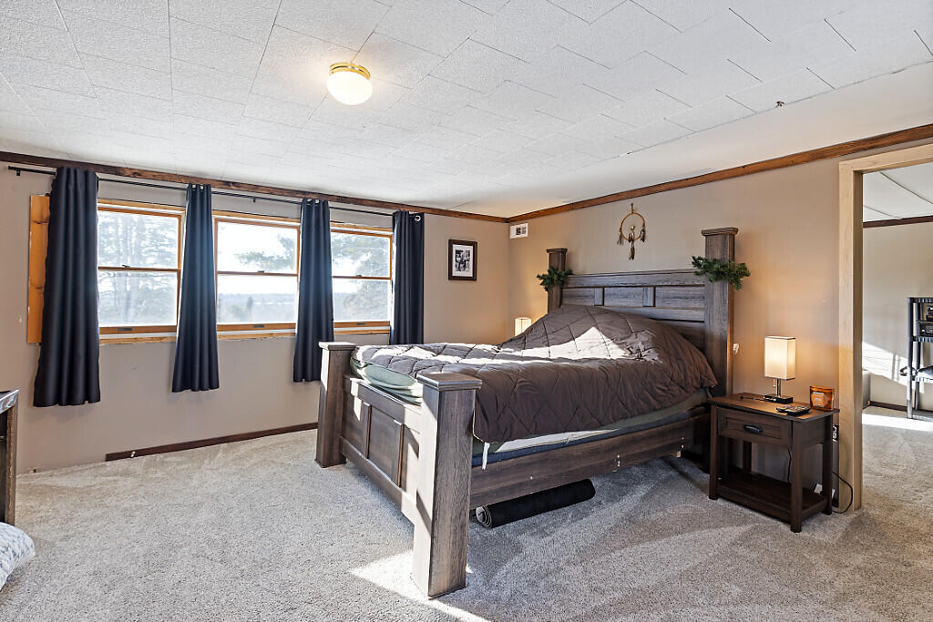 137 Middle Road Fairfield, ME 04937 - Photo 25 of 60 Primary Bedroom