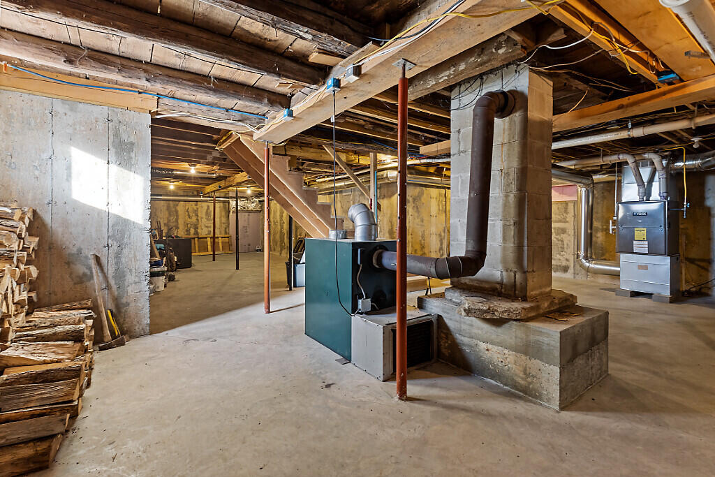137 Middle Road Fairfield, ME 04937 - Photo 47 of 60 Basement