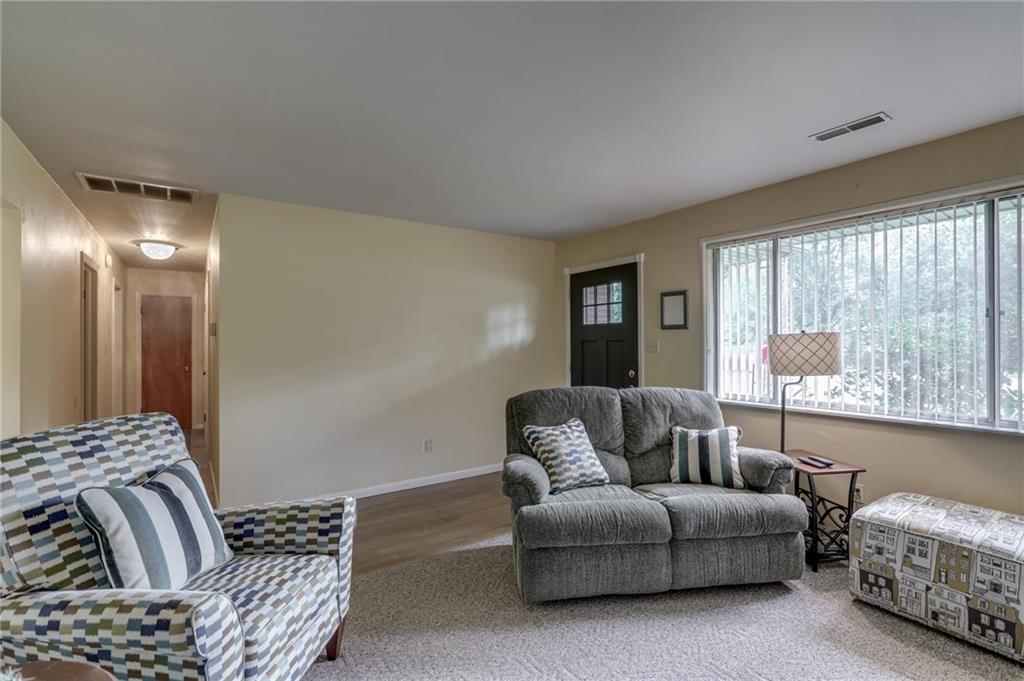 642 Fabyan Road Indianapolis, IN 46217 - Photo 8 of 35 Gallery Image 8