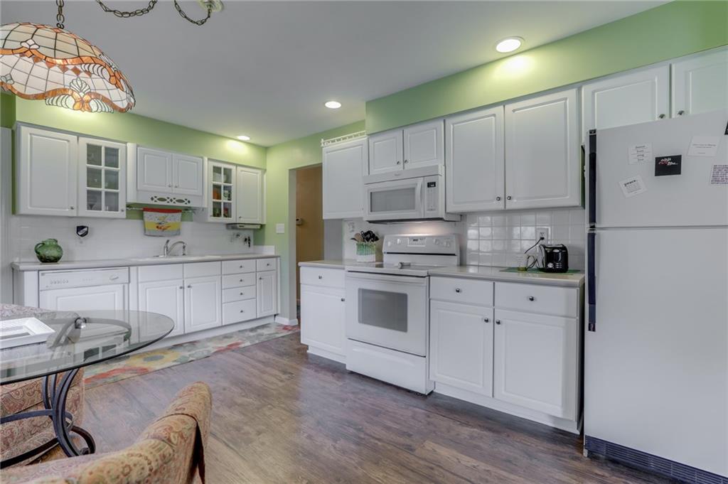 642 Fabyan Road Indianapolis, IN 46217 - Photo 10 of 35 Gallery Image 10