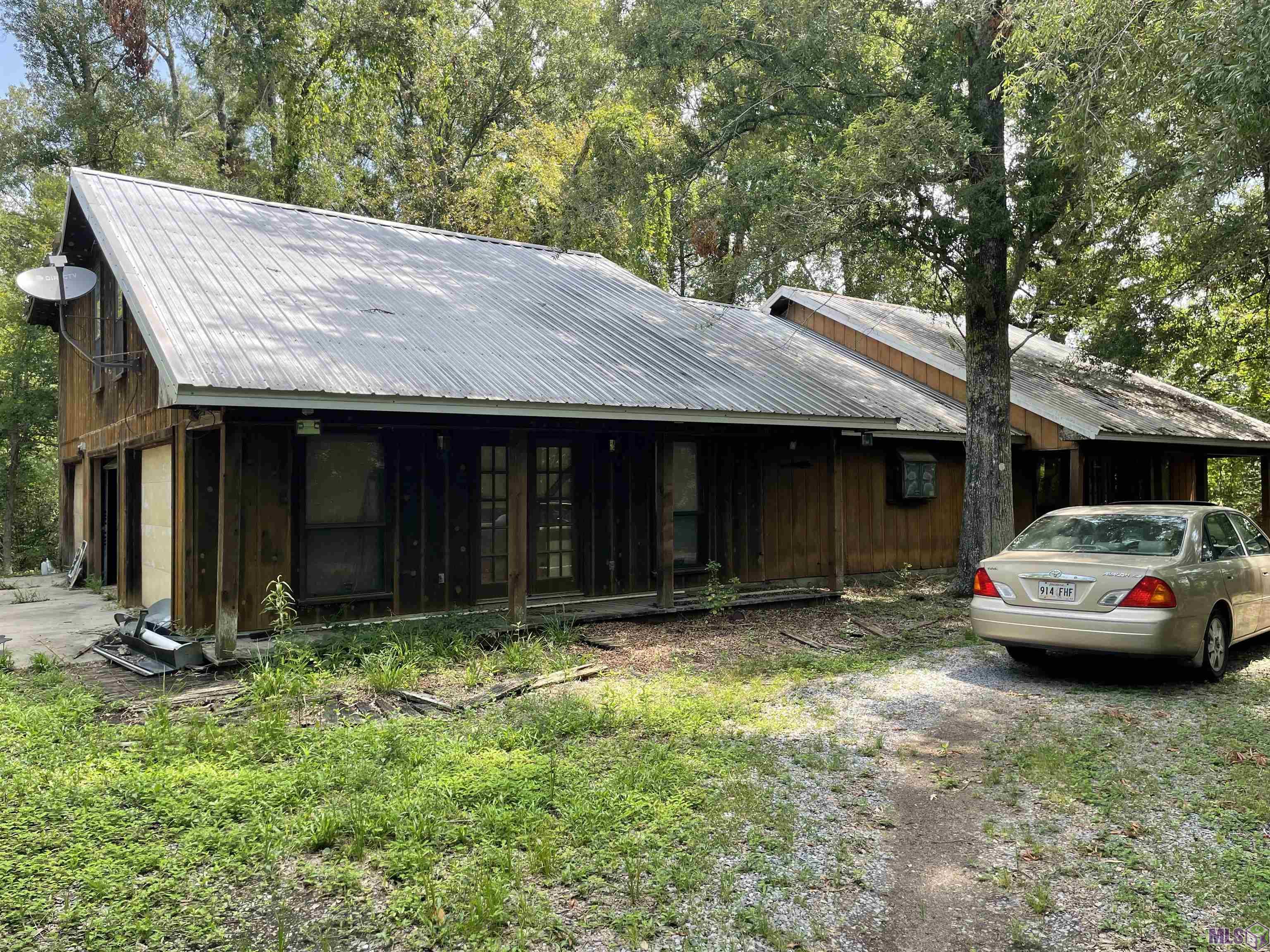 39244 Babin Road Gonzales, LA 70737 - Photo 4 of 5 Gallery Image 4