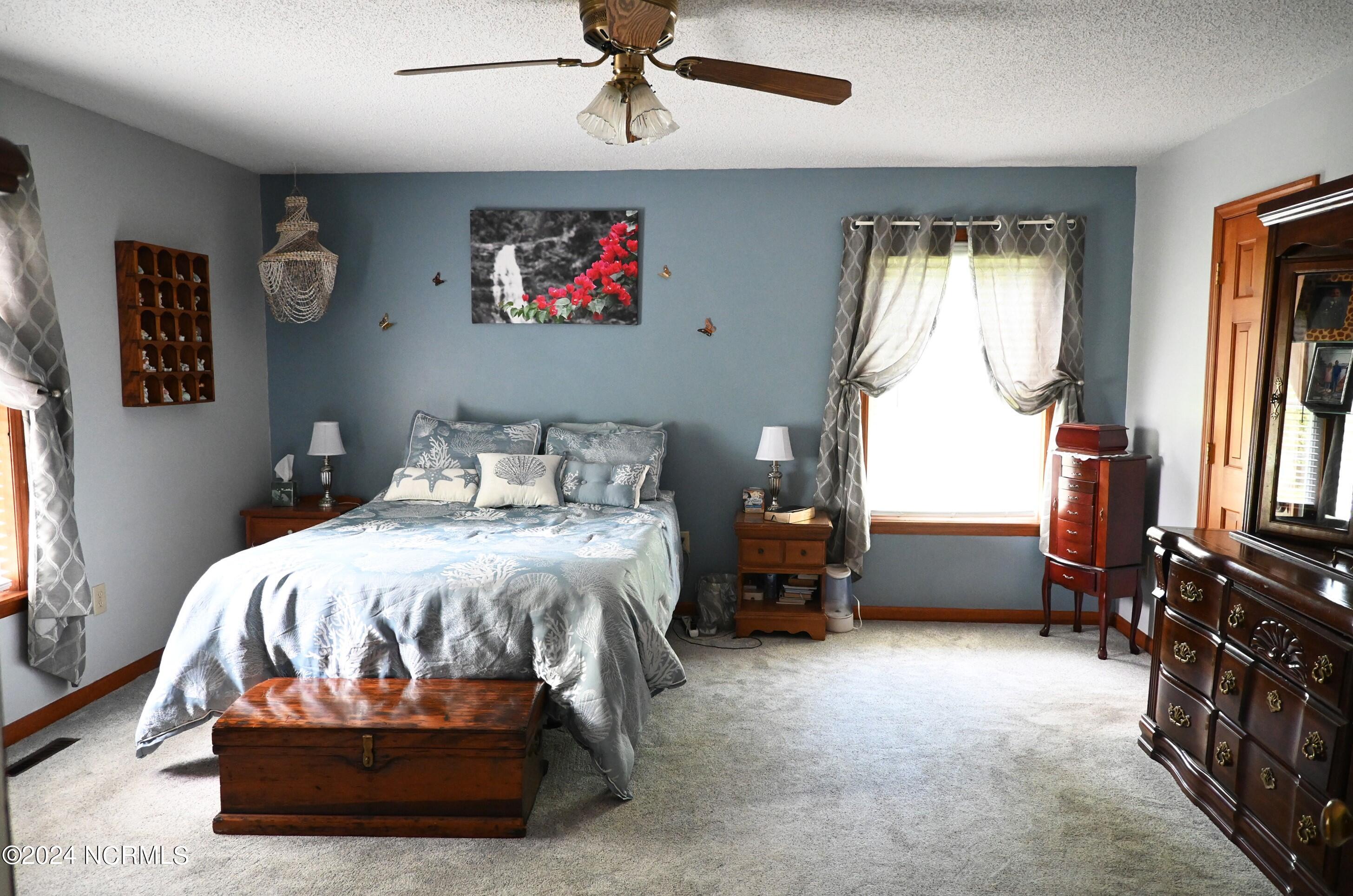 343 Straits Road Beaufort, NC 28516 - Photo 18 of 27 MasterBedroom1