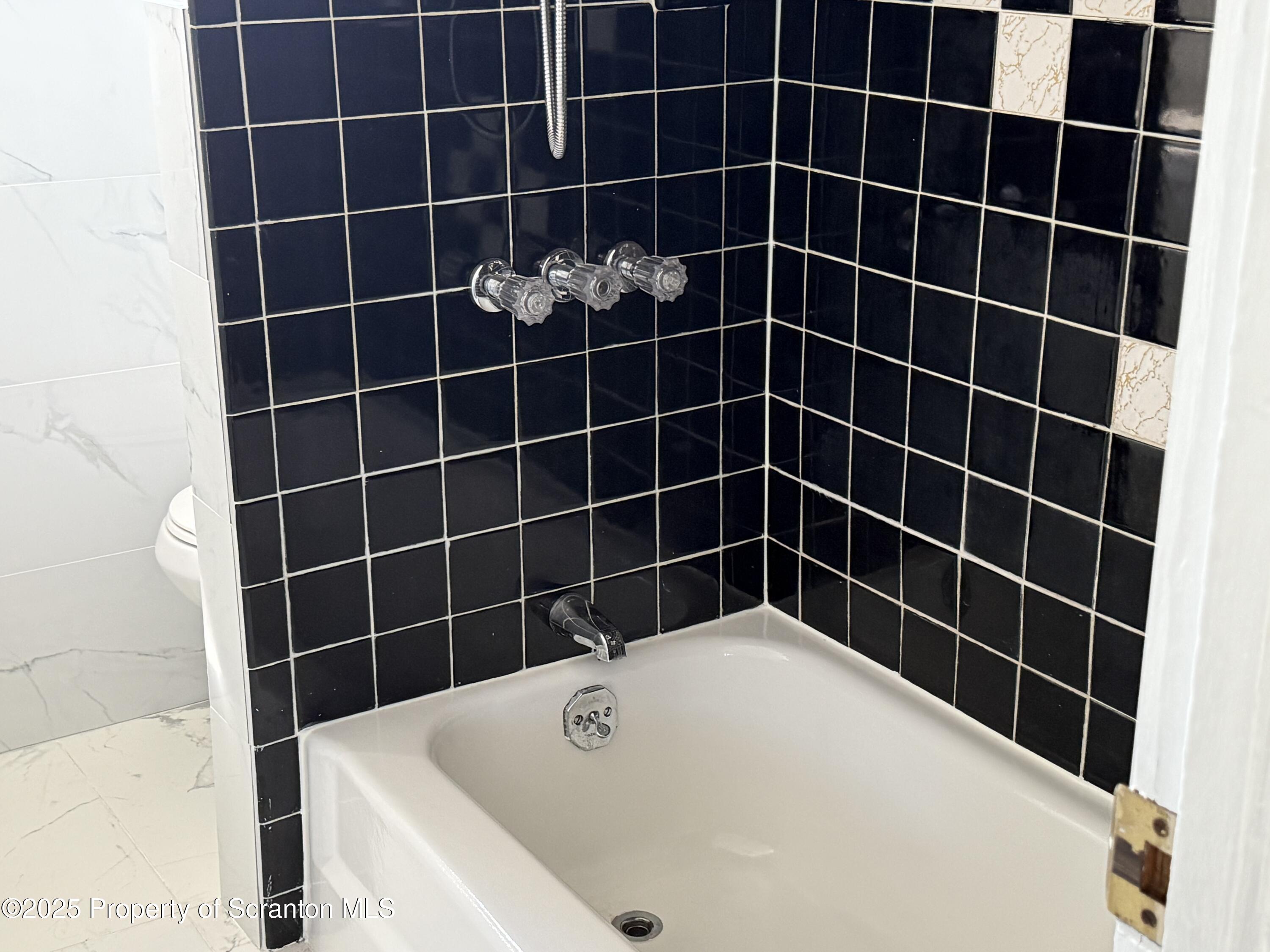 209 South Main Avenue Scranton, PA 18504 - Photo 15 of 21 a view of a bathroom