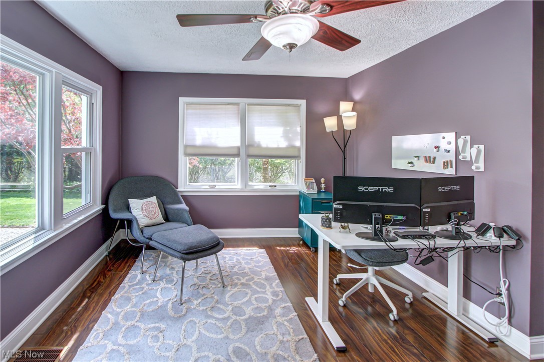 22913 Mastick Road Cleveland, OH 44126 - Photo 9 of 33 Gallery Image 9