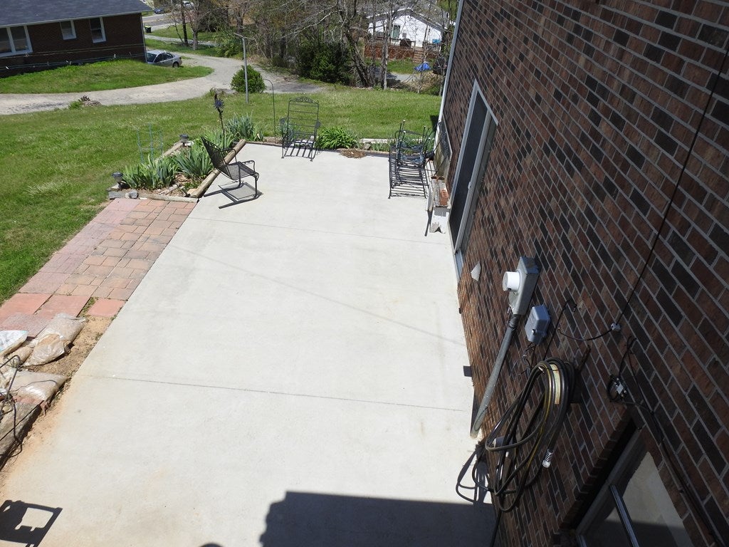 412 Colonial Drive Independence, VA 24348 - Photo 25 of 29 Gallery Image 25