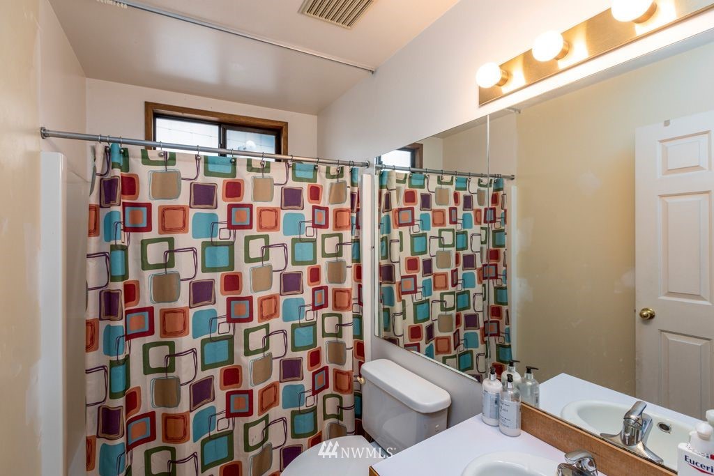 2181 Cattle Point Road Friday Harbor, WA 98250 - Photo 20 of 38 Gallery Image 20