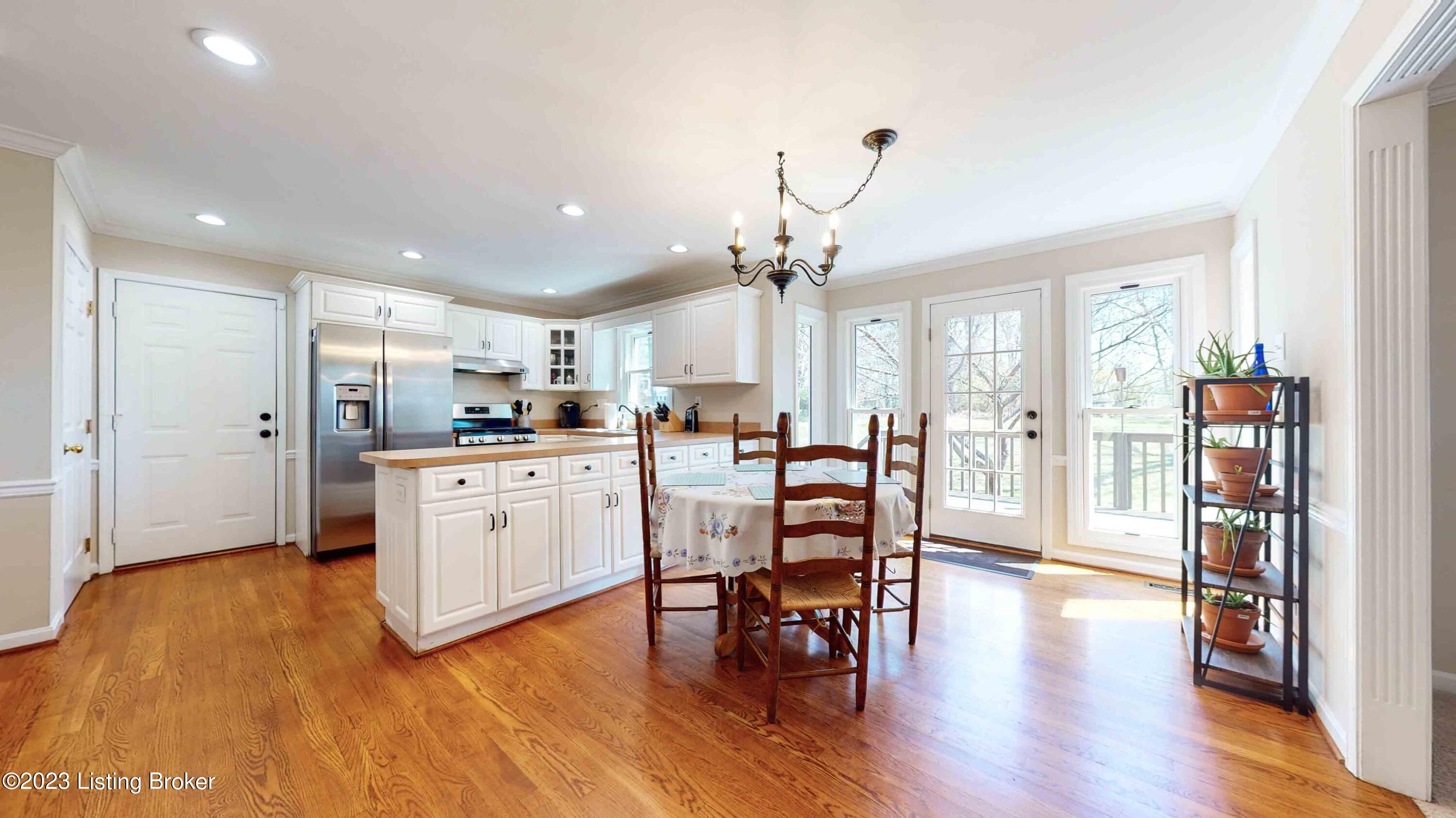 13404 Creekview Road Prospect, KY 40059 - Photo 4 of 79 13404-Creekview-Rd_014