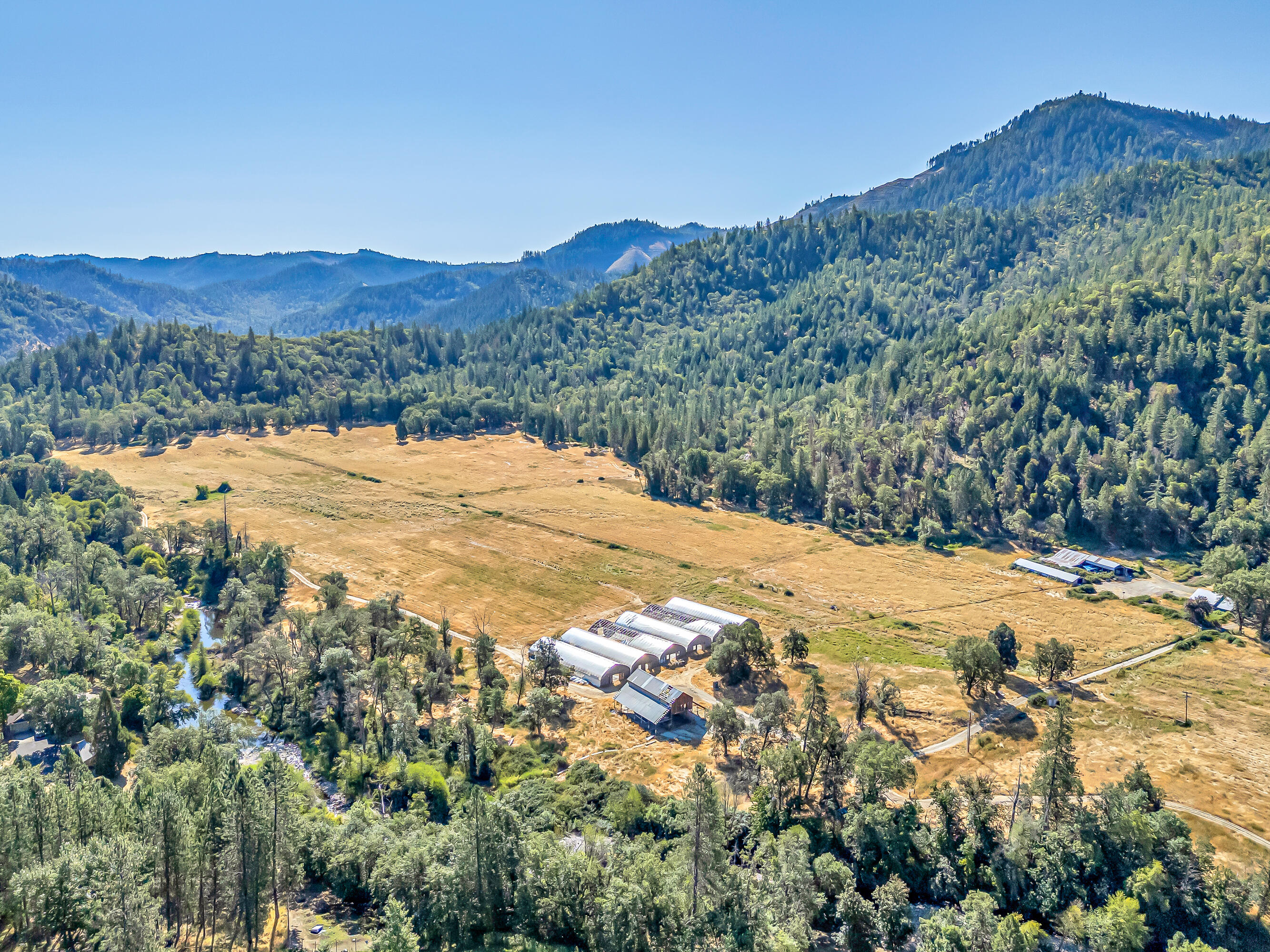 9820 East Evans Creek Road Rogue River, OR 97537 - Photo 40 of 58 DJI_20250722094808_0022_D