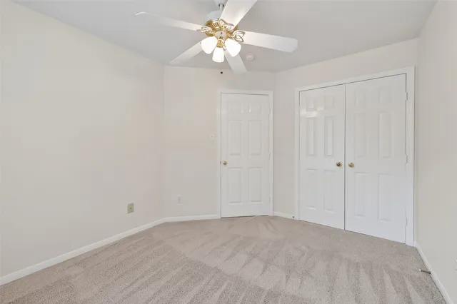 $360,000 | 18 West Greenhill Terrace Place, The Woodlands, TX 77382