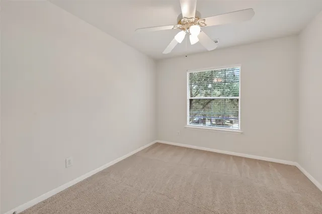 $360,000 | 18 West Greenhill Terrace Place, The Woodlands, TX 77382