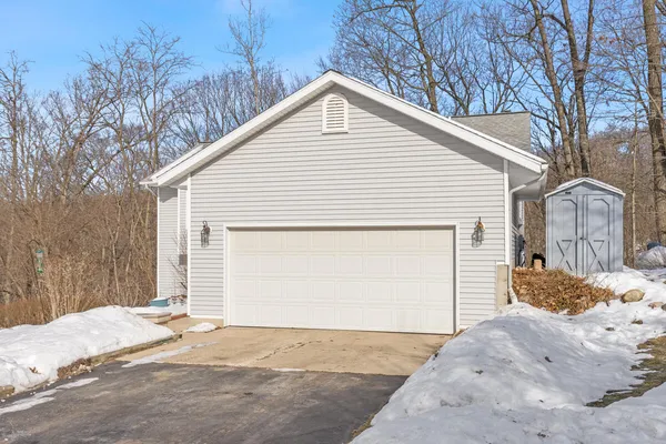 $379,900 | 13875 Rolling Creek Drive, Lowell, MI 49331