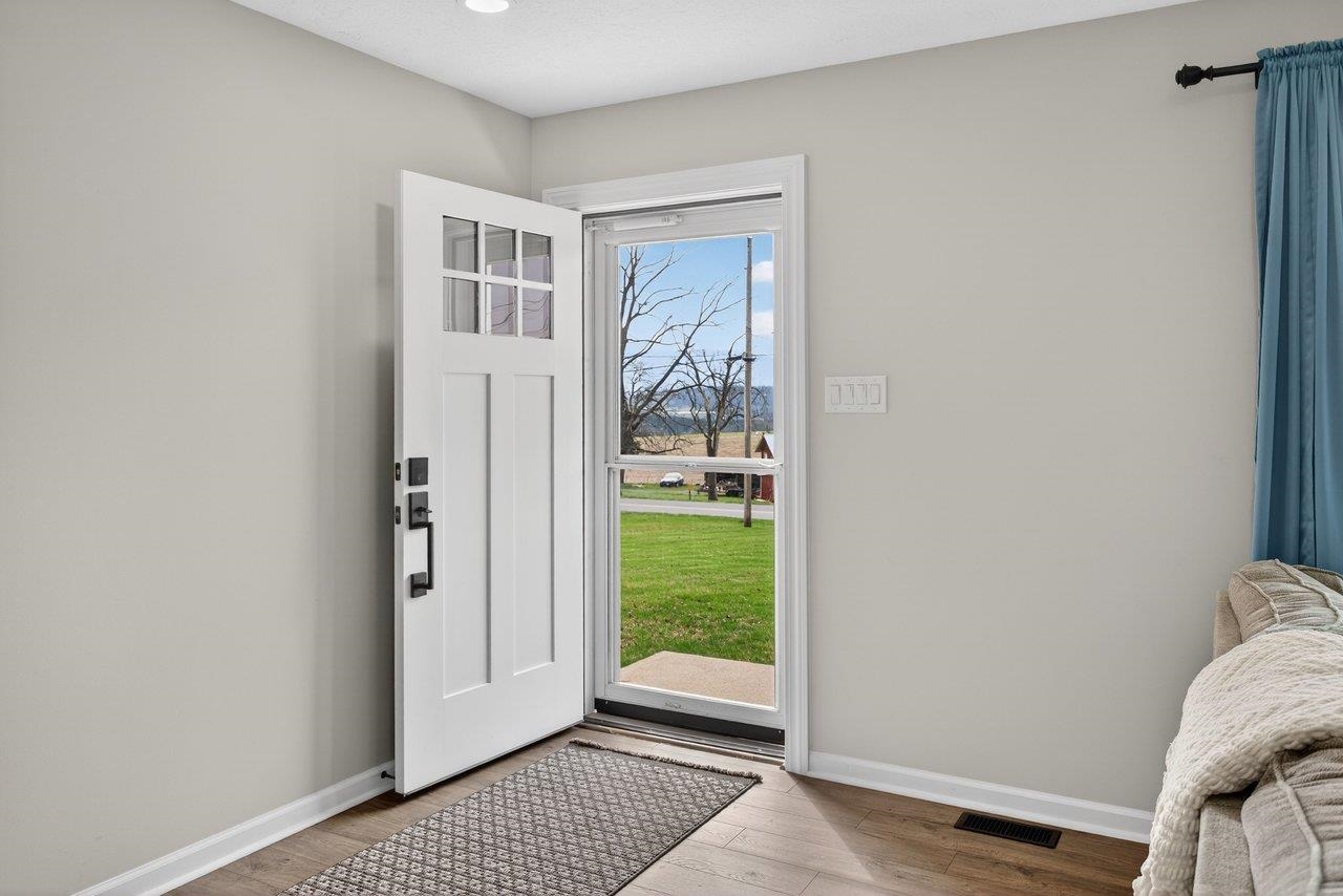 1258 Longs Pump Road Harrisonburg, VA 22802 - Photo 3 of 49