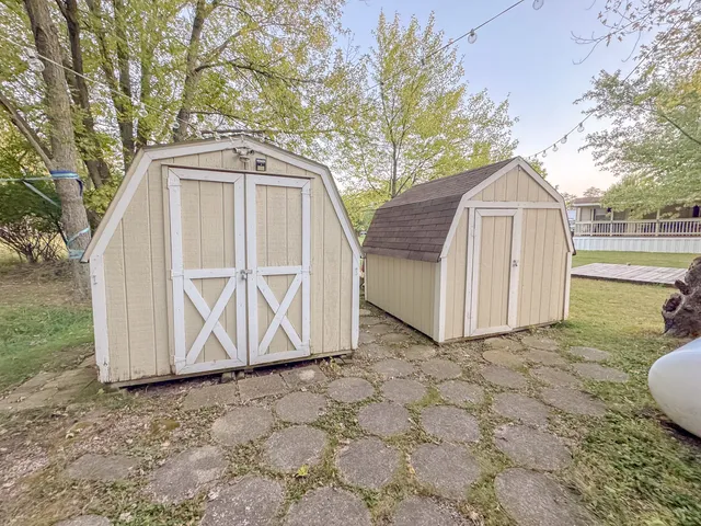 a view of backyard of house