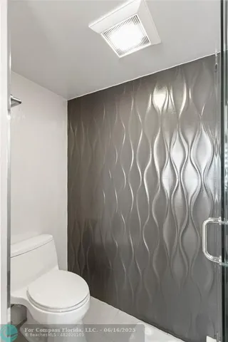 $9,000 | 2917 South Ocean Boulevard, Unit 501, Highland Beach, FL 33487