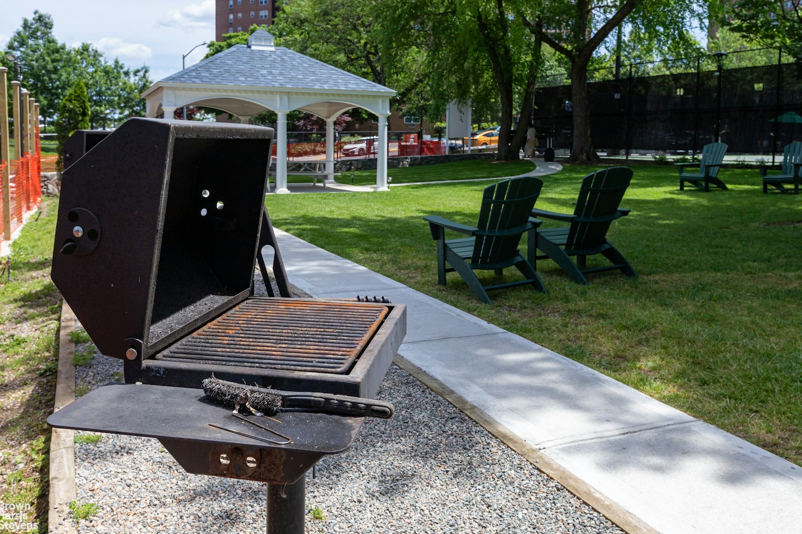 5700 Arlington Avenue, Unit 2X Bronx, NY 10471 - Photo 16 of 23 a view of a house with backyard and sitting area