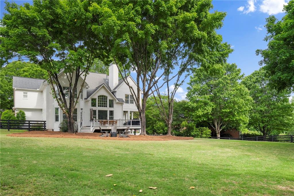 210 Hamilton Way Roswell, GA 30075 - Photo 6 of 67
