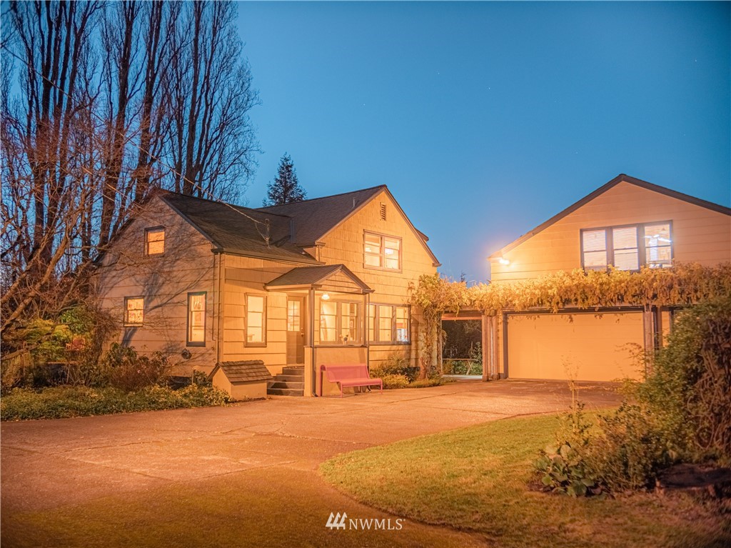 10049 Collins Road Sedro-Woolley, WA 98284 - Photo 1 of 40 Gallery Image 1