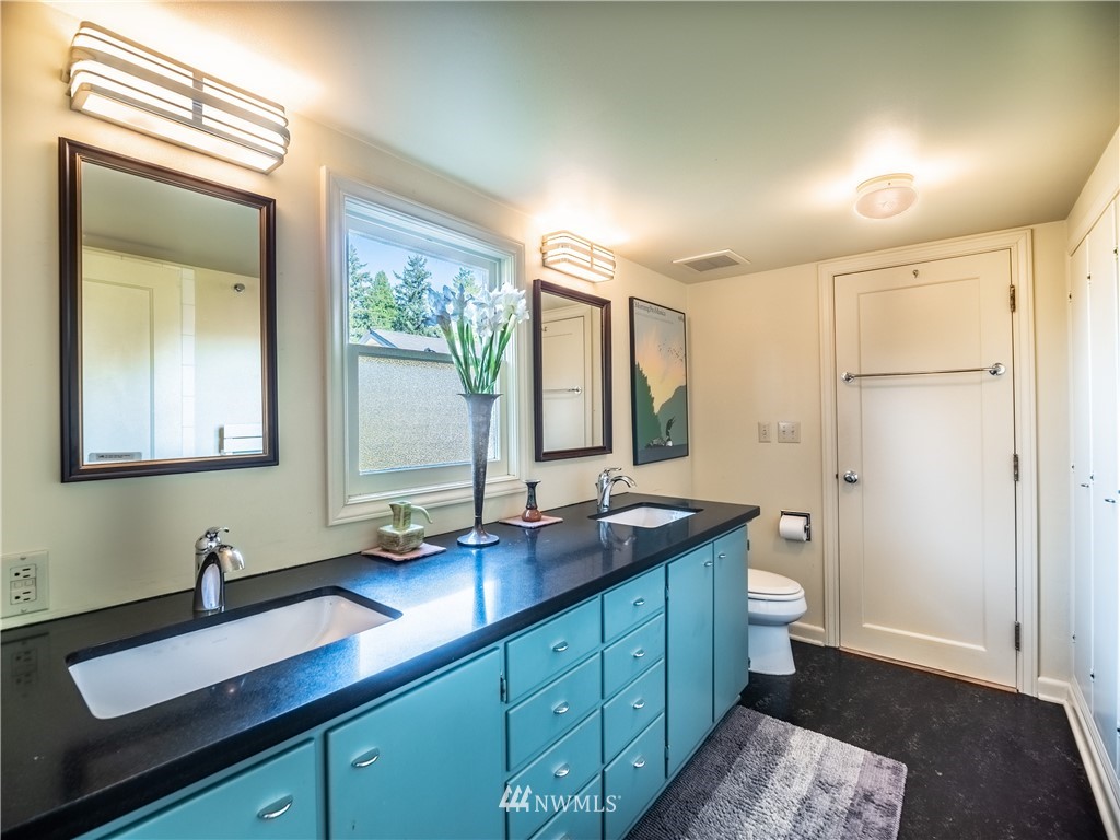 10049 Collins Road Sedro-Woolley, WA 98284 - Photo 15 of 40 Gallery Image 15