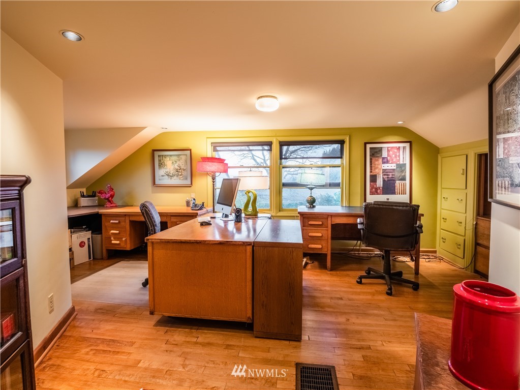 10049 Collins Road Sedro-Woolley, WA 98284 - Photo 17 of 40 Gallery Image 17