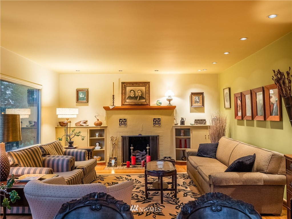 10049 Collins Road Sedro-Woolley, WA 98284 - Photo 10 of 40 Gallery Image 10