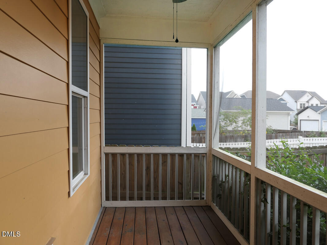 35 Hawk Point Road Chapel Hill, NC 27516 - Photo 22 of 37 Screened Porch