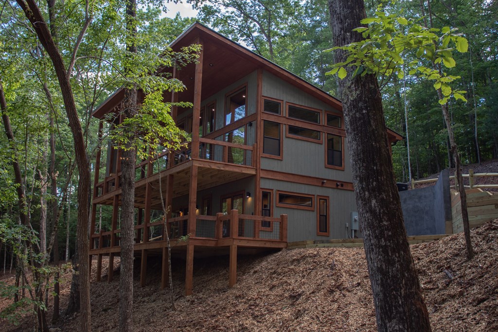 1952 Big Creek Road Blue Ridge, GA 30513 - Photo 25 of 47 Gallery Image 25