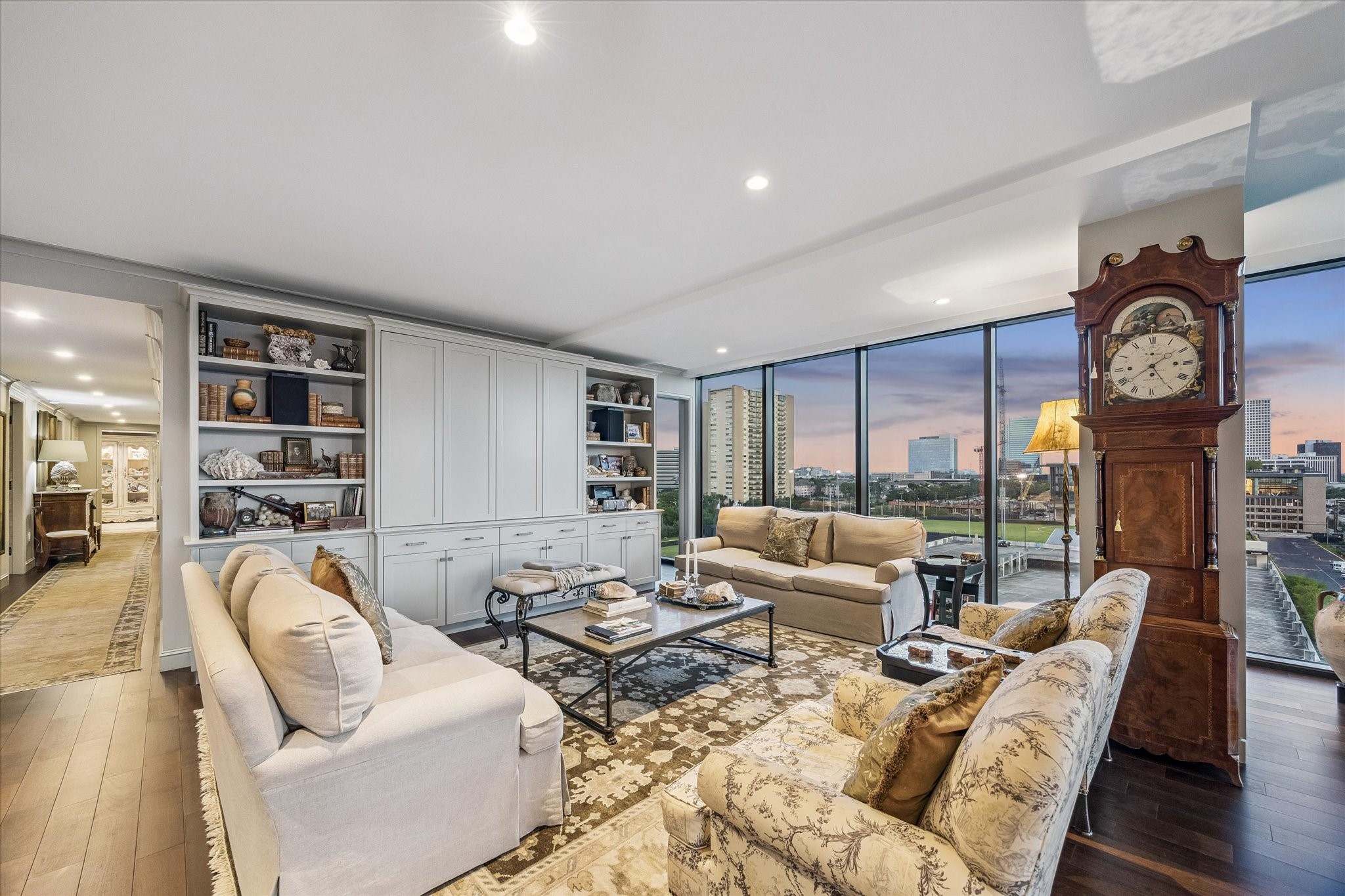 3433 Westheimer Road, Unit 706 Houston, TX 77027 - Photo 2 of 41