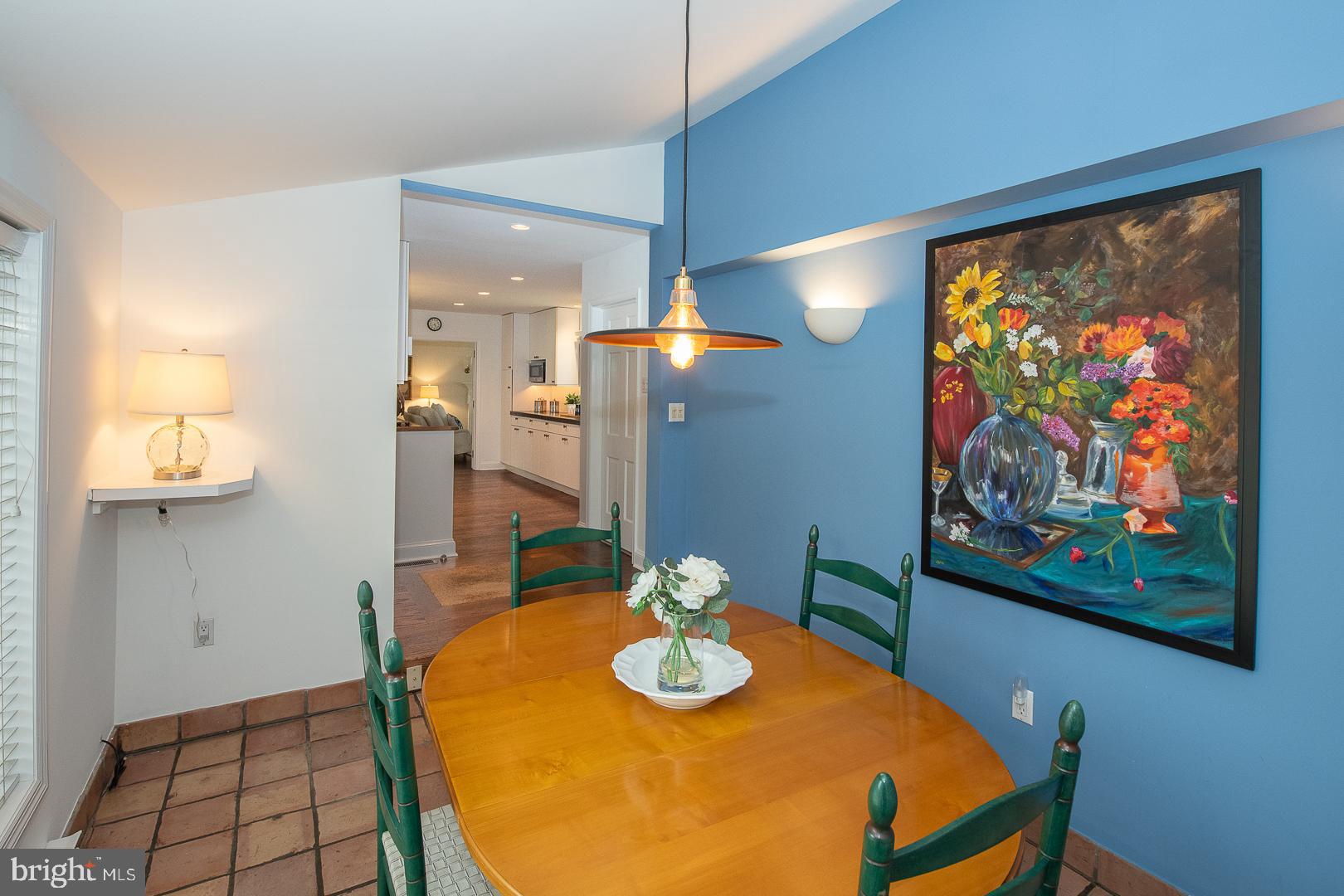 120 Pine Tree Road Radnor, PA 19087 - Photo 23 of 37 Sunny breakfast room