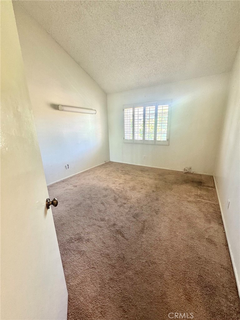 8939 Gallatin Road, Unit 16 Pico Rivera, CA 90660 - Photo 8 of 17 BEDROOM