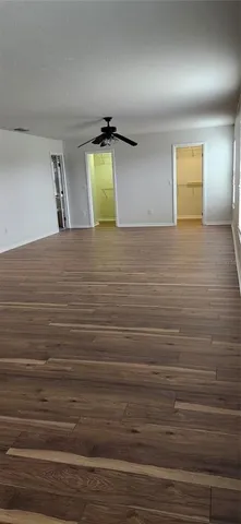 $2,400 | 7524 Dragon Fly Loop, Gibsonton, FL 33534