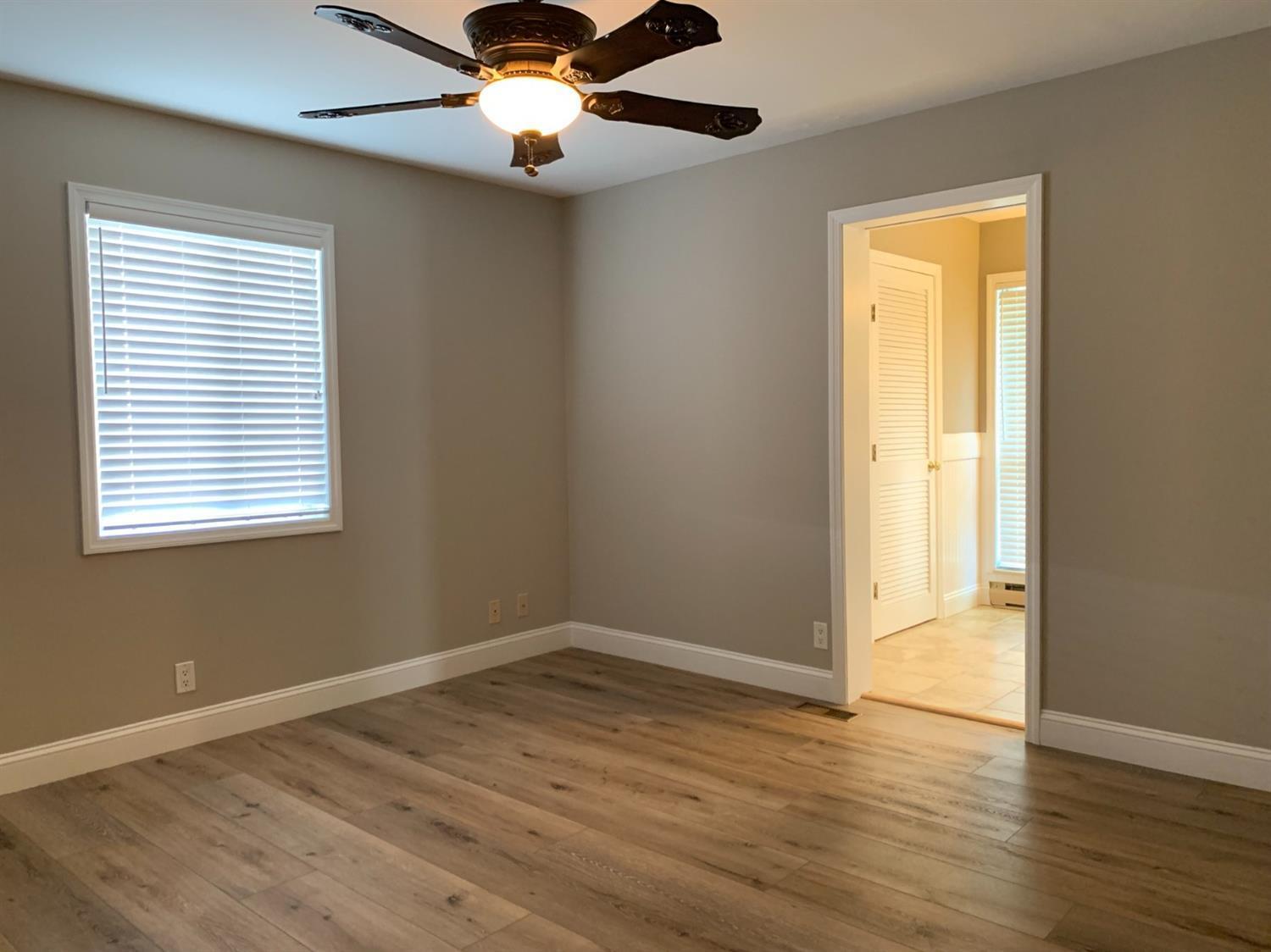 8965 Zoellner Road Cincinnati, OH 45251 - Photo 18 of 32 Gallery Image 18