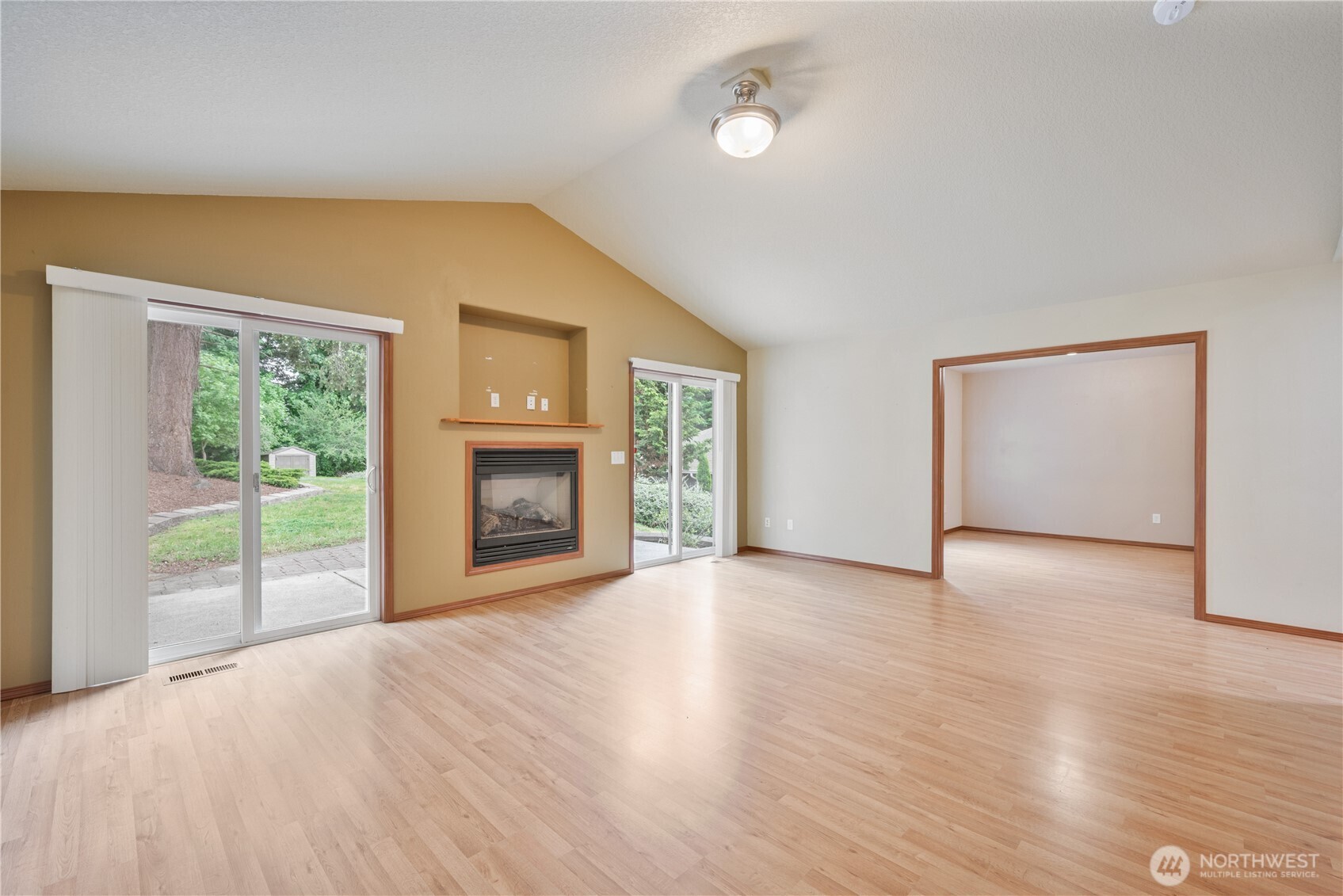 2336 West Castleman Street Longview, WA 98632 - Photo 12 of 40