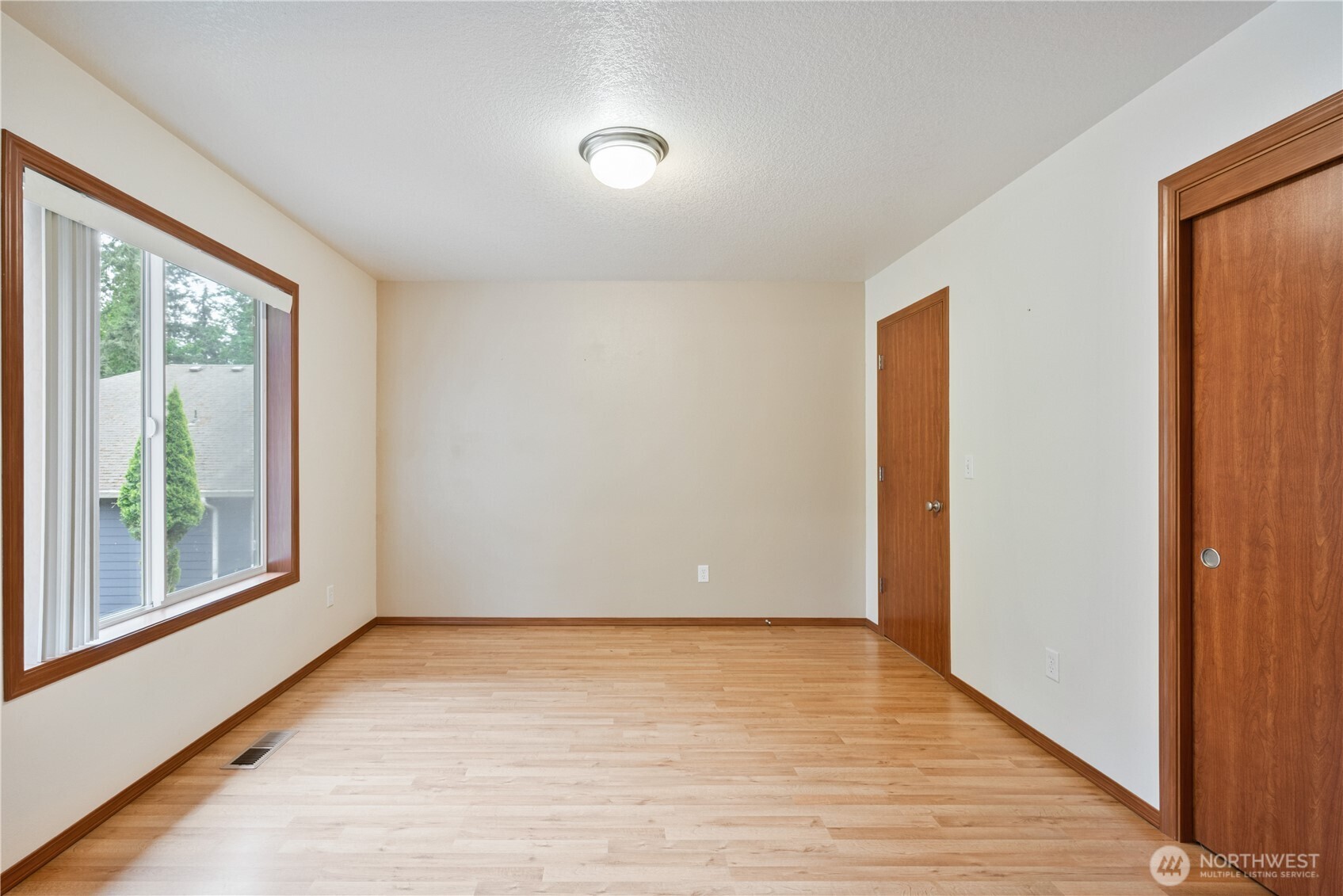 2336 West Castleman Street Longview, WA 98632 - Photo 13 of 40