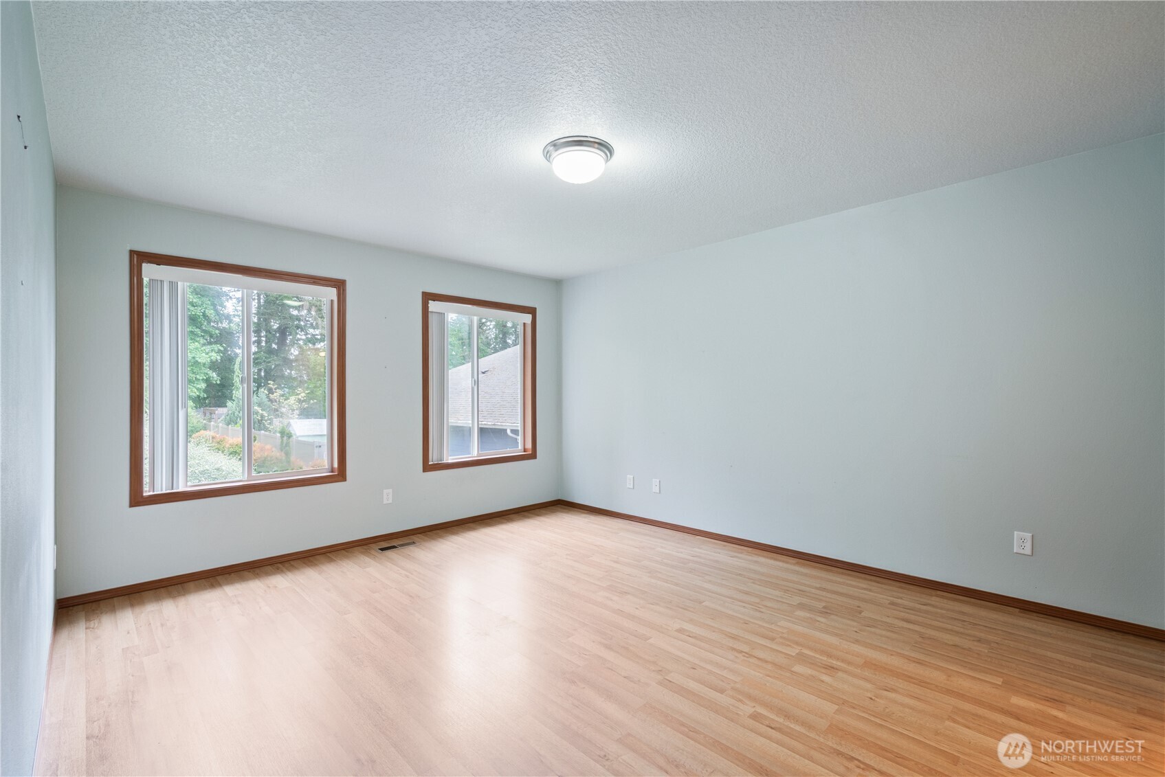 2336 West Castleman Street Longview, WA 98632 - Photo 15 of 40