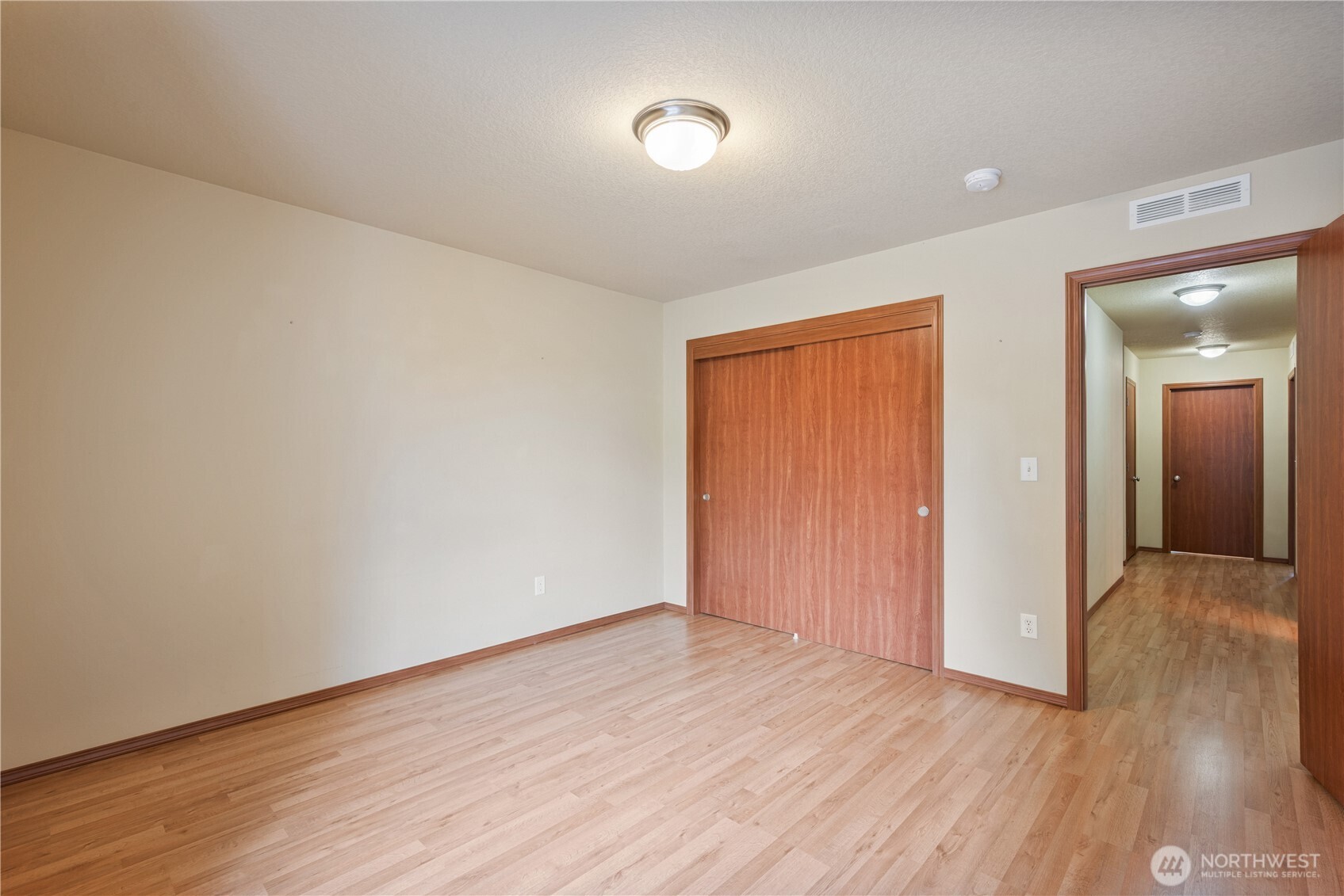 2336 West Castleman Street Longview, WA 98632 - Photo 21 of 40