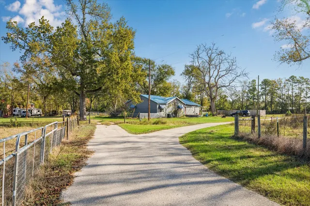$1,850,000 | 16557 Farm To Market 1485, Conroe, TX 77306