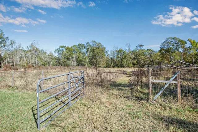$1,850,000 | 16557 Farm To Market 1485, Conroe, TX 77306