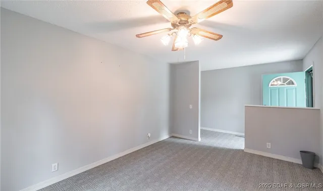 $355,000 | 27093 Karr's Park Avenue, Warsaw, MO 65355