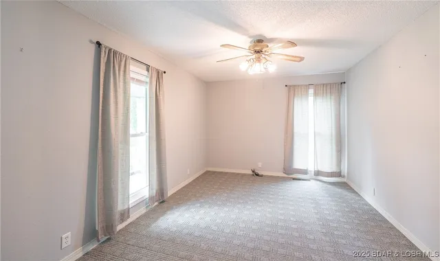 $355,000 | 27093 Karr's Park Avenue, Warsaw, MO 65355