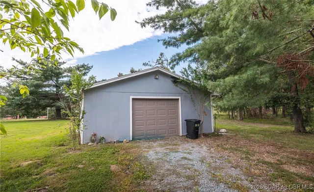 $355,000 | 27093 Karr's Park Avenue, Warsaw, MO 65355