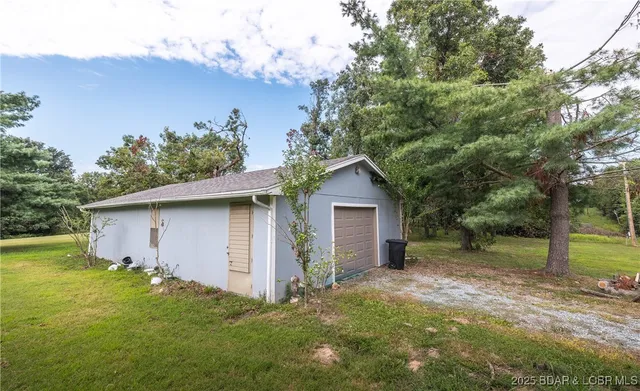 $355,000 | 27093 Karr's Park Avenue, Warsaw, MO 65355