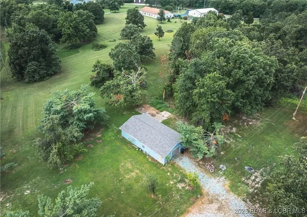 $345,000 | 27093 Karr's Park Avenue, Warsaw, MO 65355