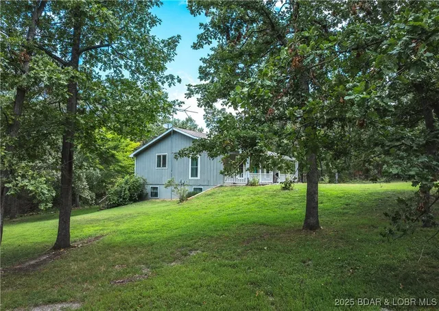 $355,000 | 27093 Karr's Park Avenue, Warsaw, MO 65355