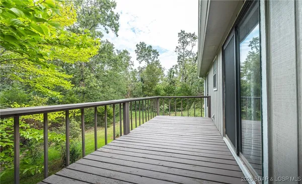 $345,000 | 27093 Karr's Park Avenue, Warsaw, MO 65355