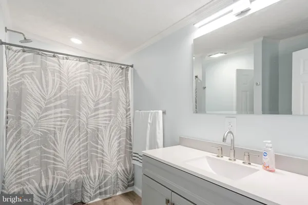 a view of small space with empty racks